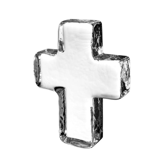 Simon Pearce Cross, Medium